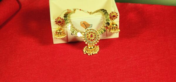 Necklaces Set Antique Coin Style High Gold Polish  Pendant and Jimikki