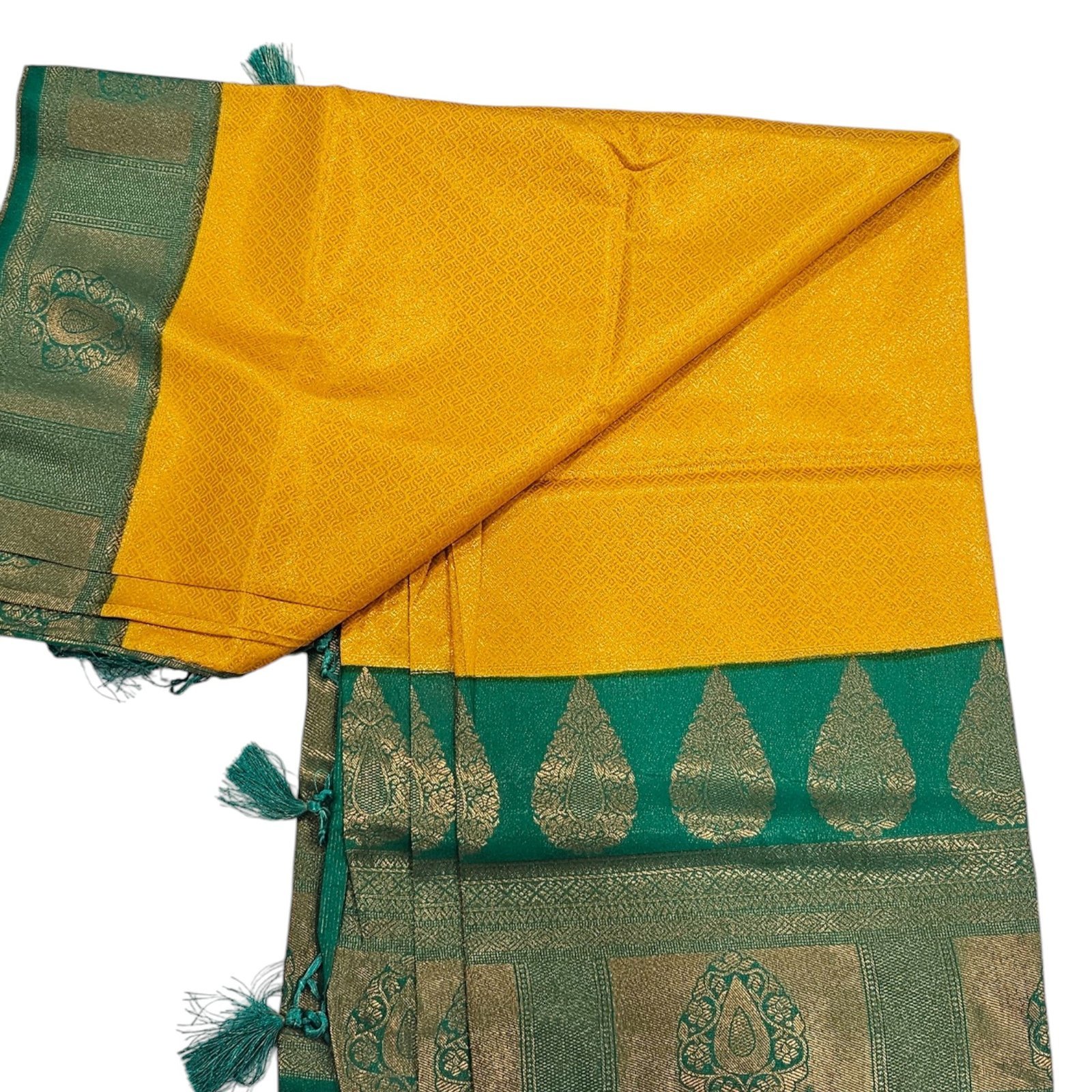 Luxurious Yellow and Green Kubera Pattu Silk Saree - Image 2