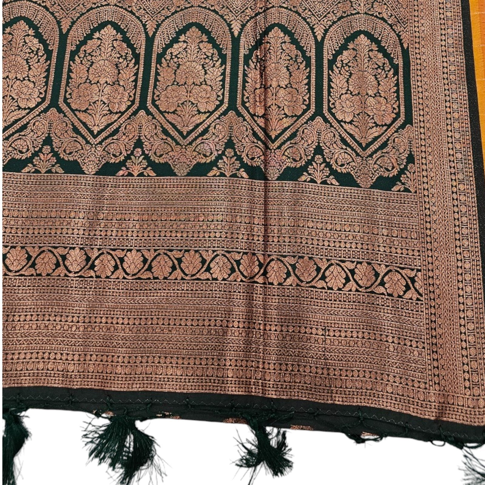 Sunset Yellow Silk Saree with Intricate Zari Pallu - Image 3